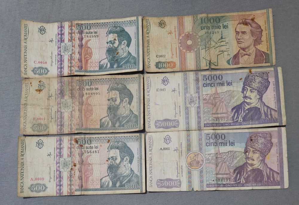 Vând bani vechi pentru colecționari
