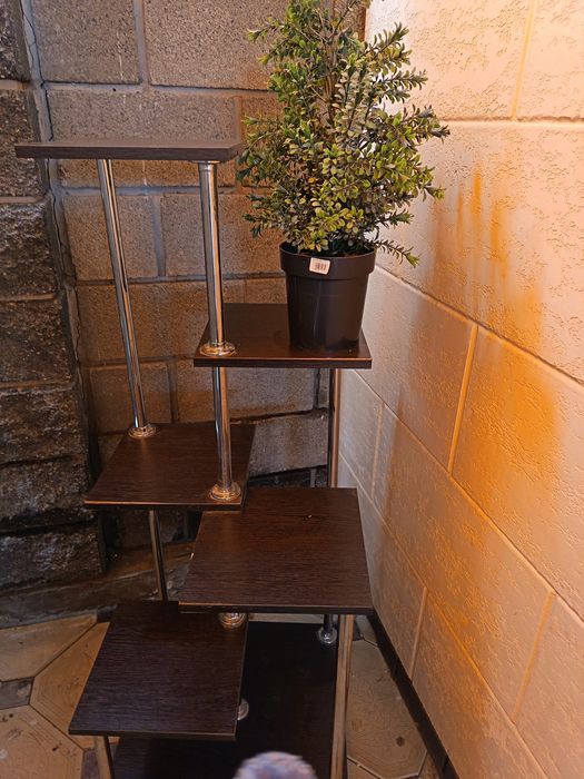 Полка для цветов