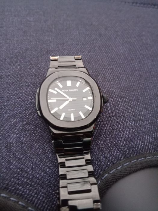 Часы мужские цвет черный