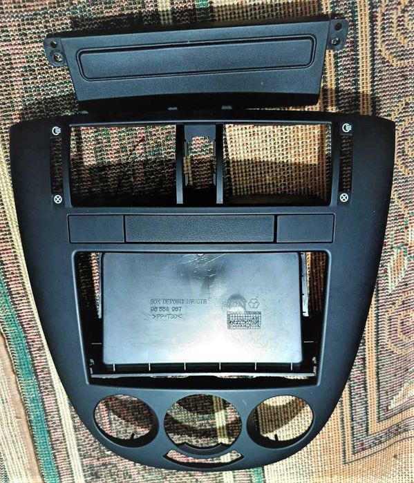 Jentra magnitafon ramkasi sotiladi, narxi kelishiladi