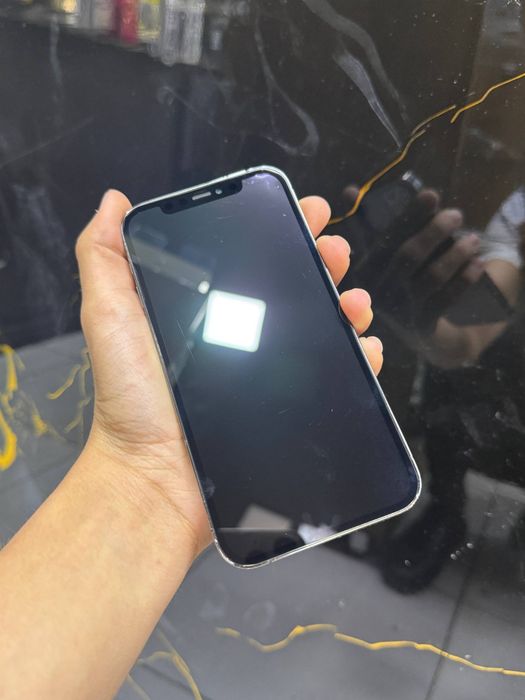 Iphon 12 pro. 256gb 74yomkist