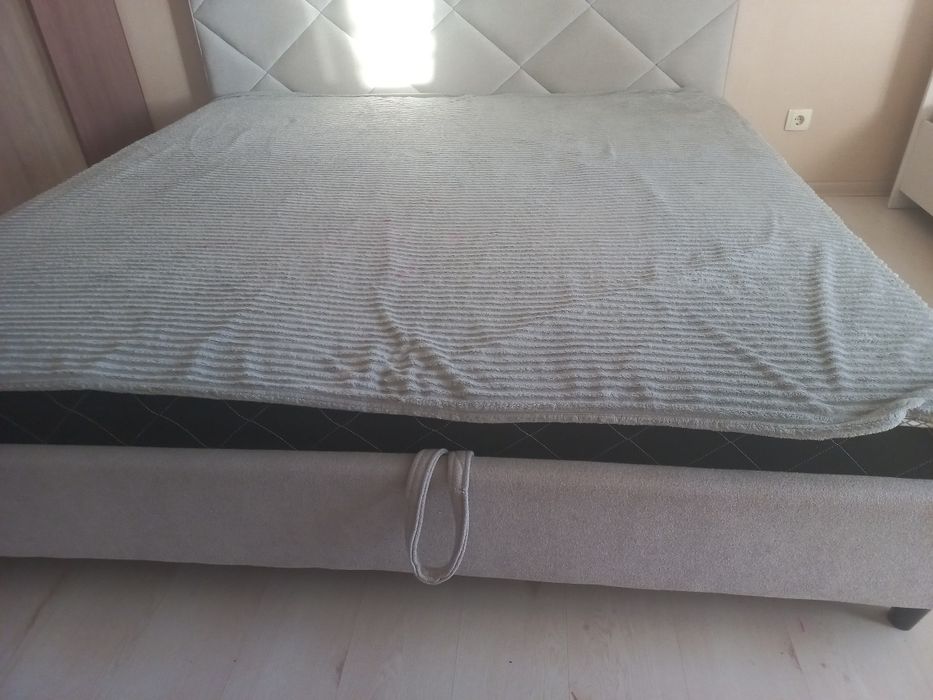 Продам кровать 2х метра