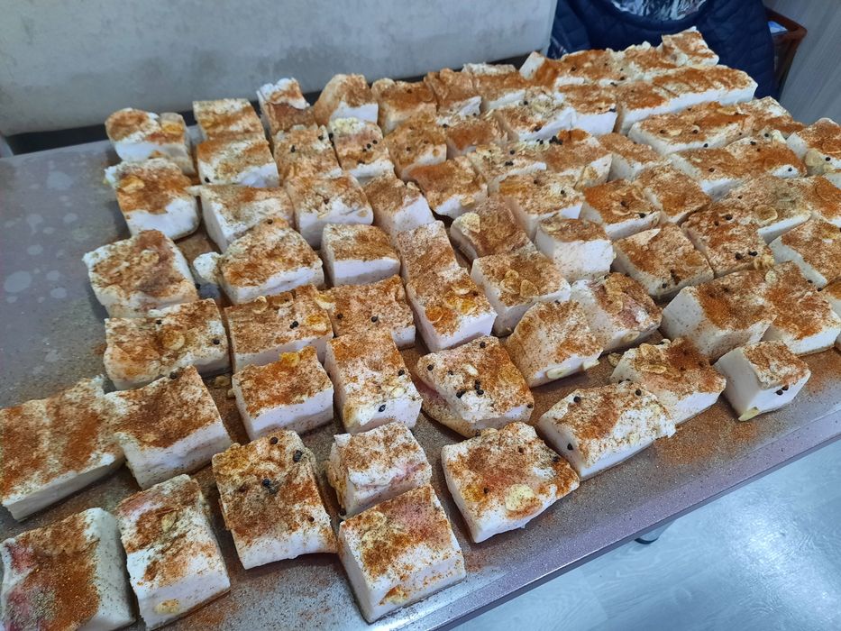Продам домашнее соленое сало