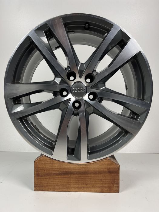 Se vinde set jante originale Audi A6/Q5/A8 R19