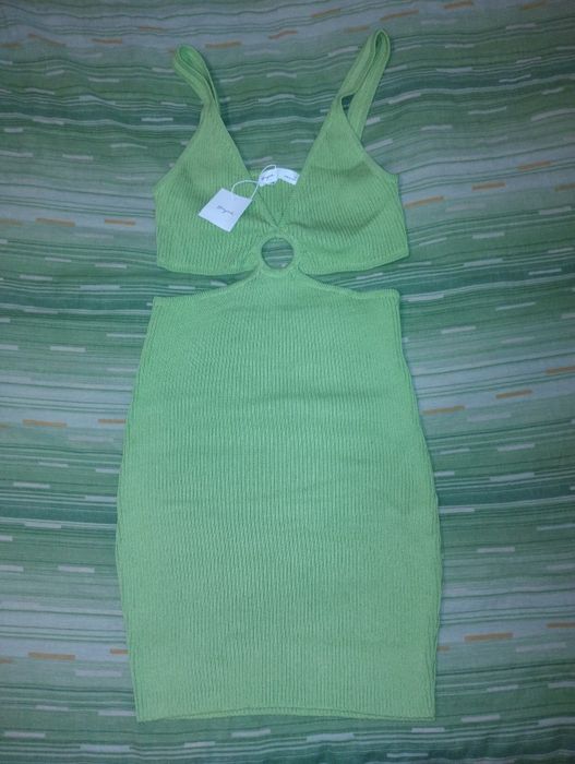 Vând rochiță mărimea XL