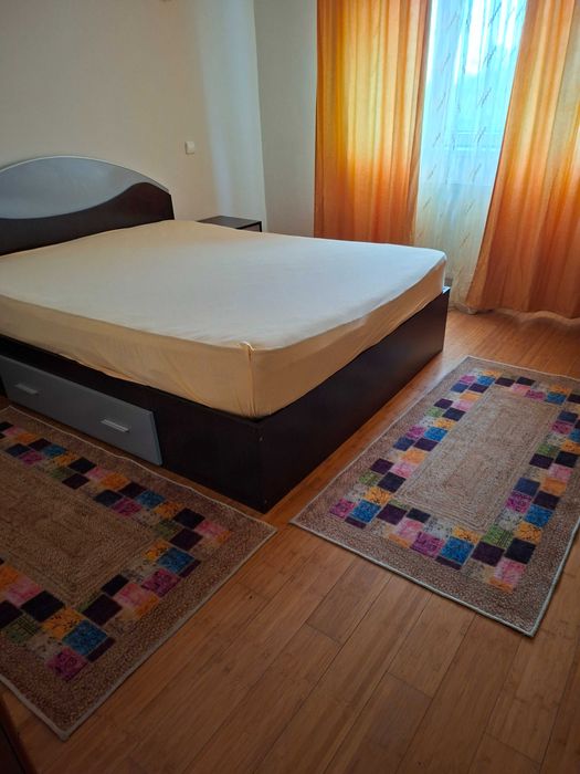 Proprietar , inchiriez 1 cameră in vila theodor pallady , Catelu