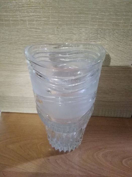 Вазы хрустальные