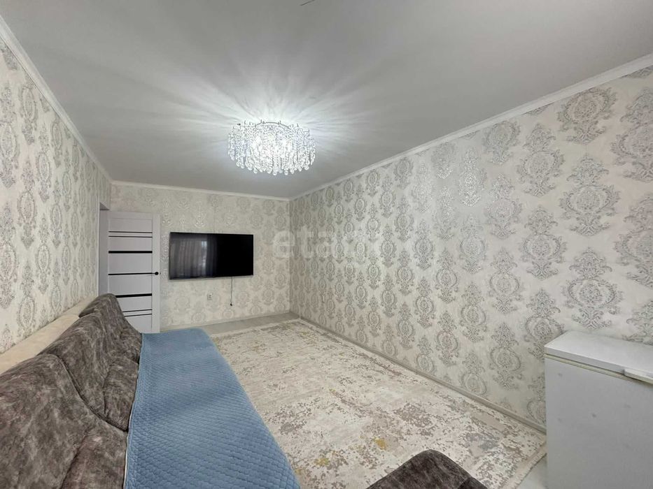 продам 3 комнатную квартиру