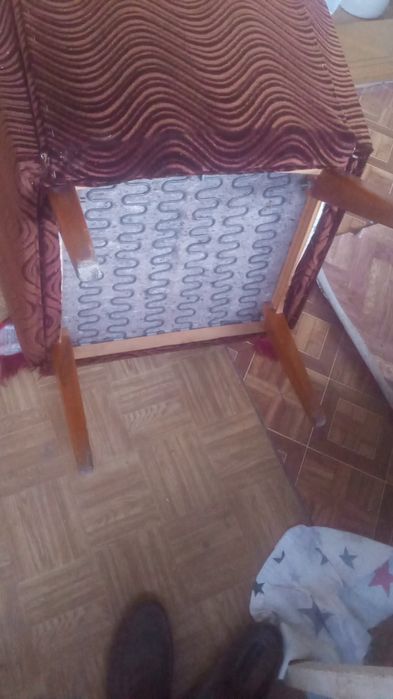 Продам кресла два