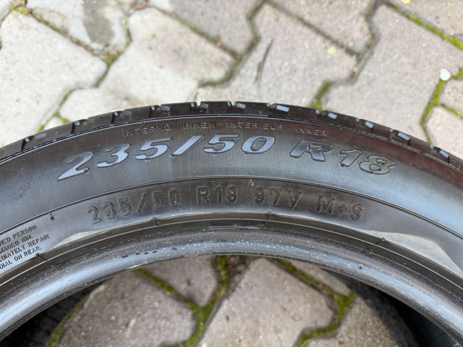 Шины 235/50/18. Pirelli.