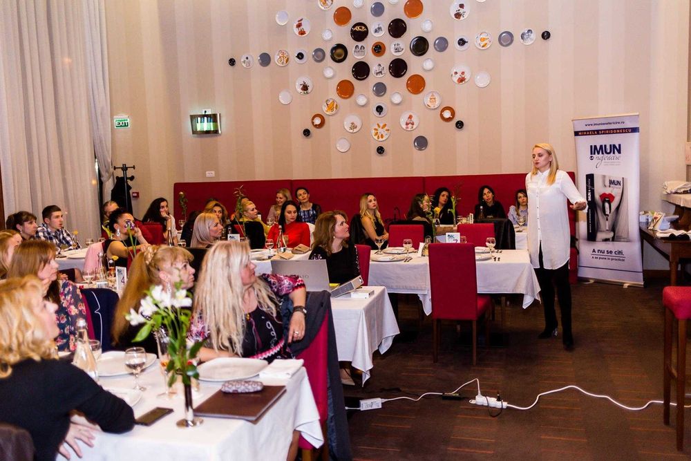 Organizam conferinte, botezuri, mese festive