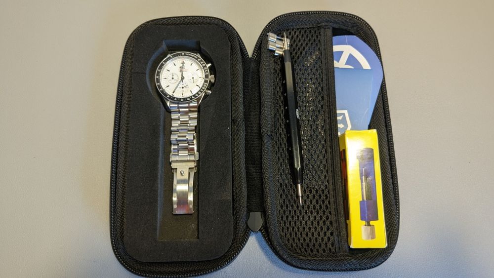 Moonswatch alternative