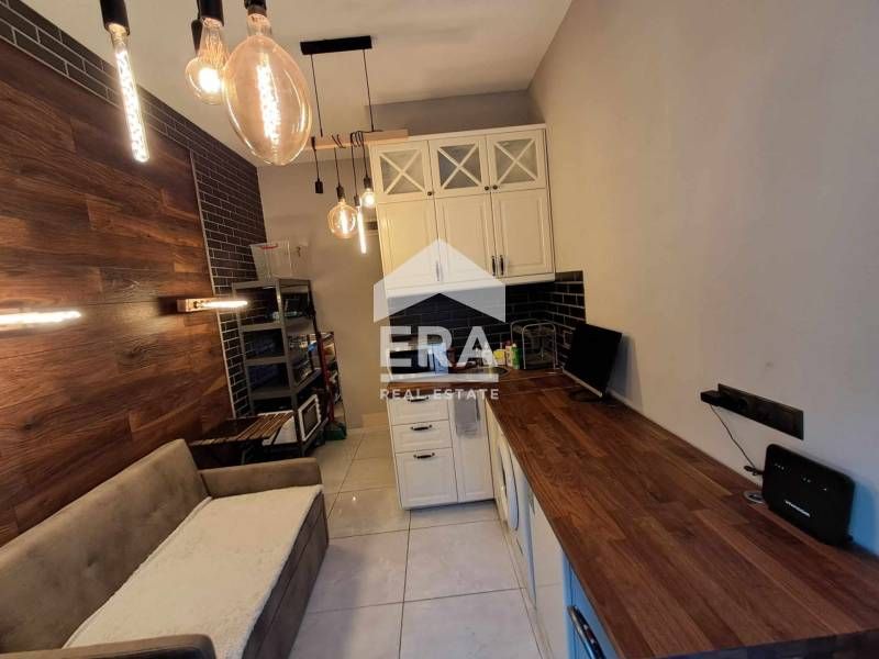 Дава се под наем Магазин в Варна, Бриз - 15 кв.м за 256 € - Снимка #4