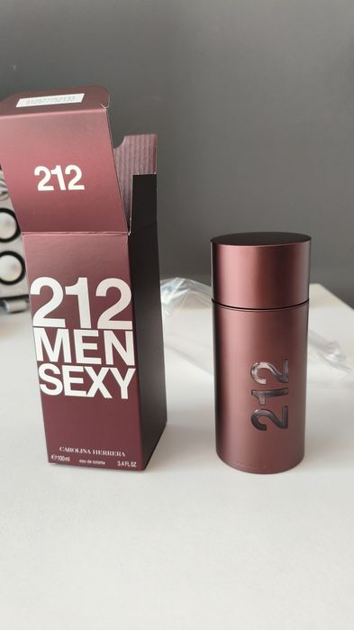 Оригинален парфюм Carolina Herrera 212 Man Sexy 100ml