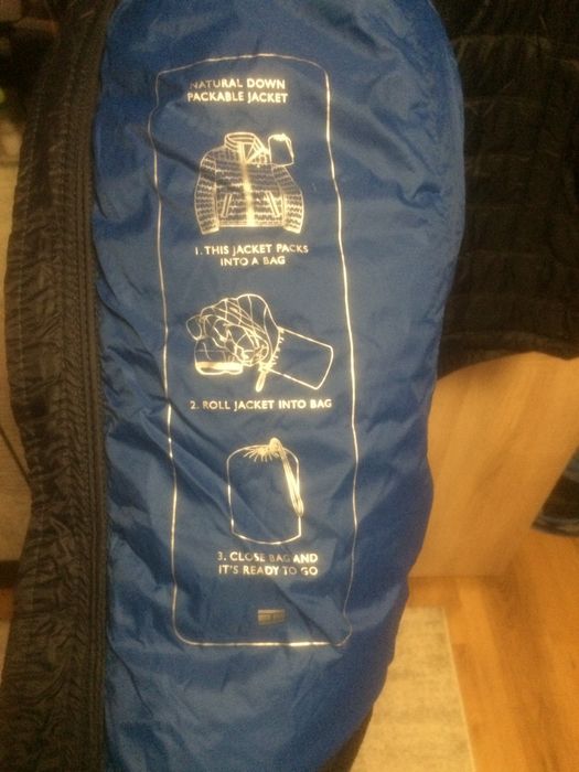 Продавам яке Tommy Hilfiger XL LT