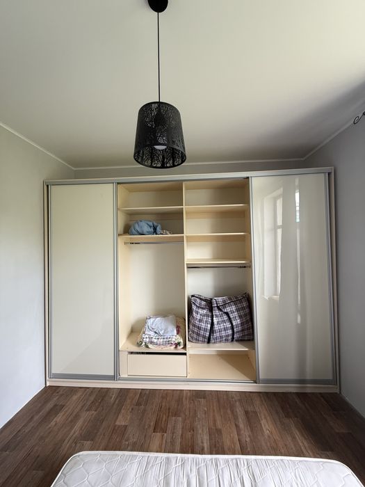 Шкаф купе продается