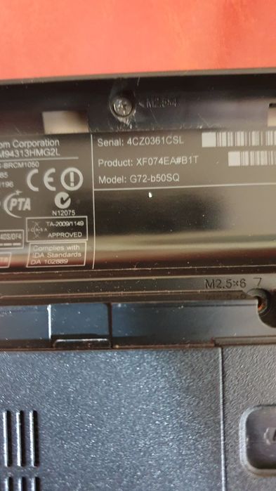 Laptop Hp G72 17" carcasa si alte  piese