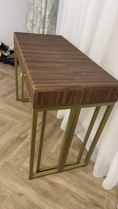 Продам стол раздвижной 3 метра