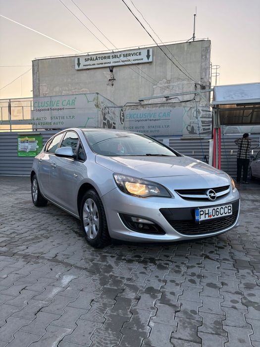 Opel Astra J / 2015 / Diesel / Proprietar / 2 Chei / Impecabila