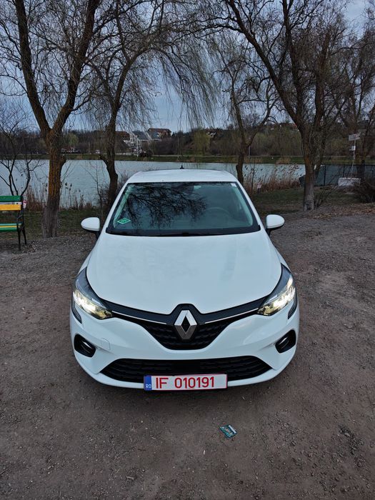 Renault clio 5 1.0 tce cu gaz pus de 200 km rar efectuat  impecabila !