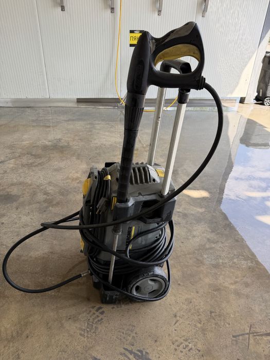 Водоструйка KARCHER