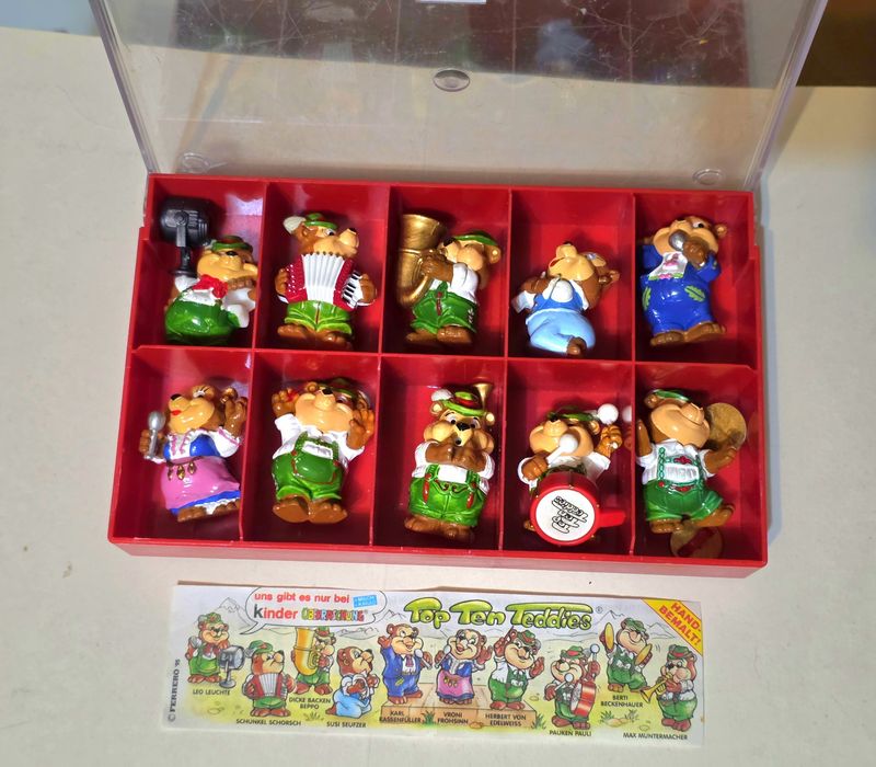 Пълни серии от Kinder Surprise