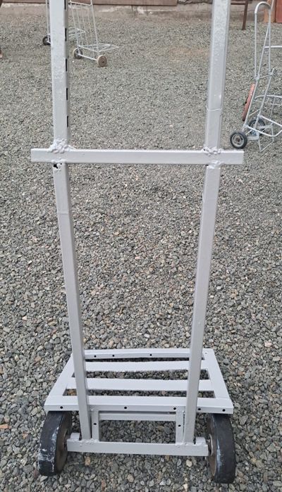 Тележки ручные .