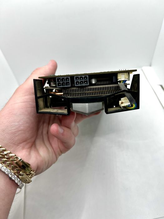 Placa video Sapphire R9 270X Dual-X OC 2gb gddr5 256bit