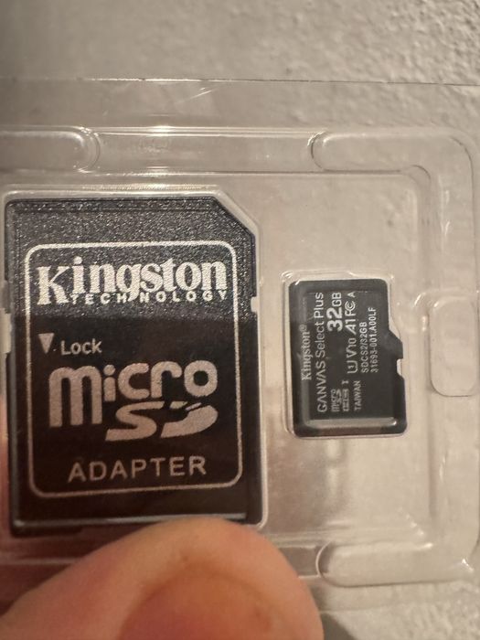 Флешка       32GGB