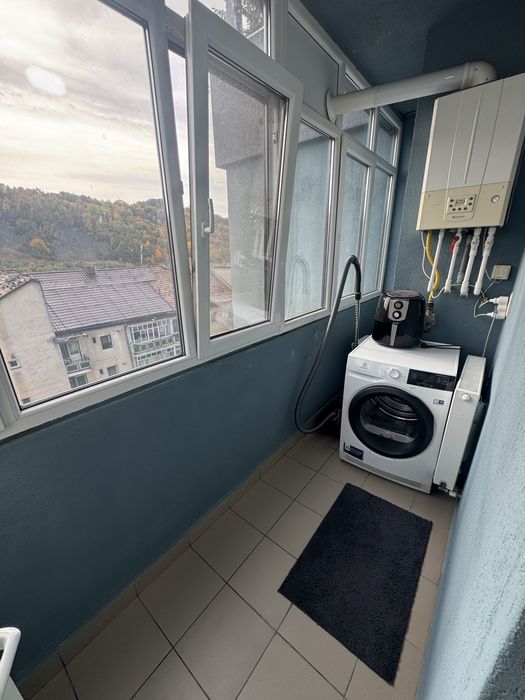 Inchiriez apartament