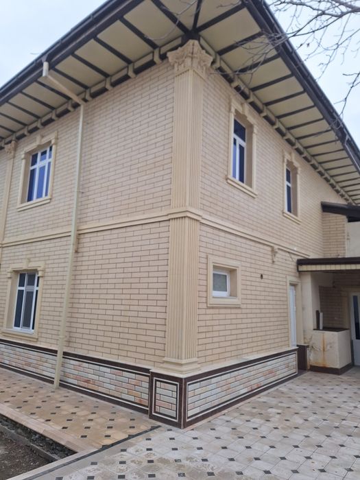 Уй сотилади,ери 6 сотых.