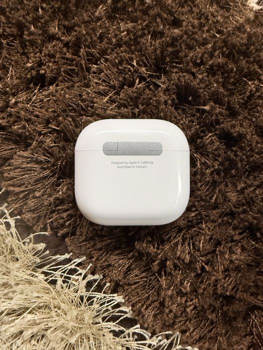 Căști Apple Airpods 4 ANC, noi, nefolosite