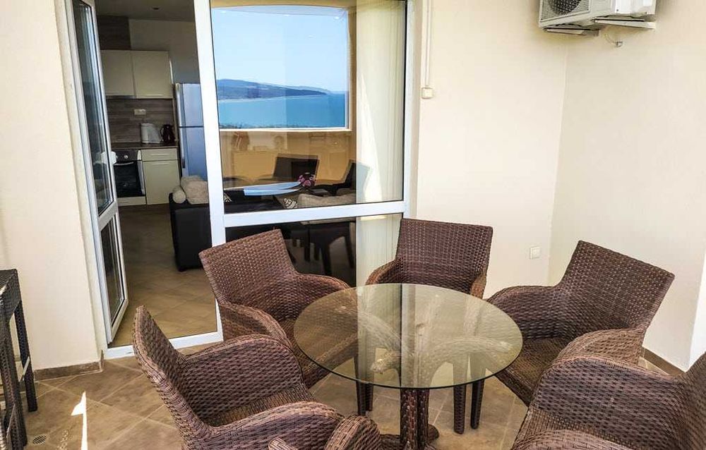 Продава се Тристаен апартамент в Бяла - 139 кв.м за 404 €/кв.м - Снимка #7