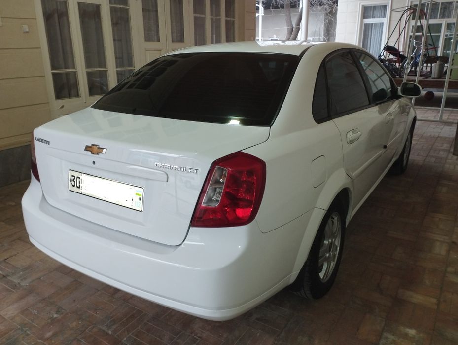 Lasetti srochna sotiladi