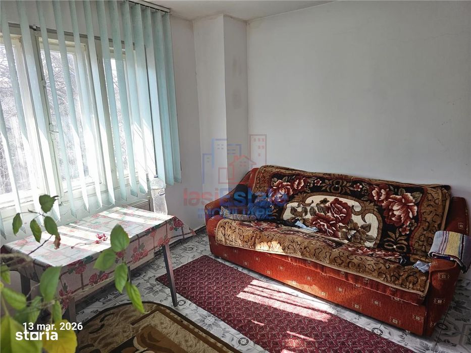 Apartament cu 3 camere la casa