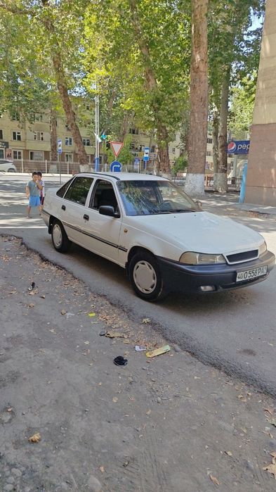 Автомобиль Нексия 1