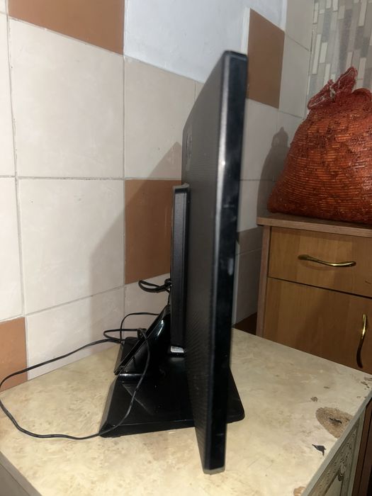 монитор LG диагональ 22