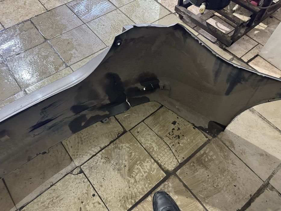 Бампер на короллу 2015