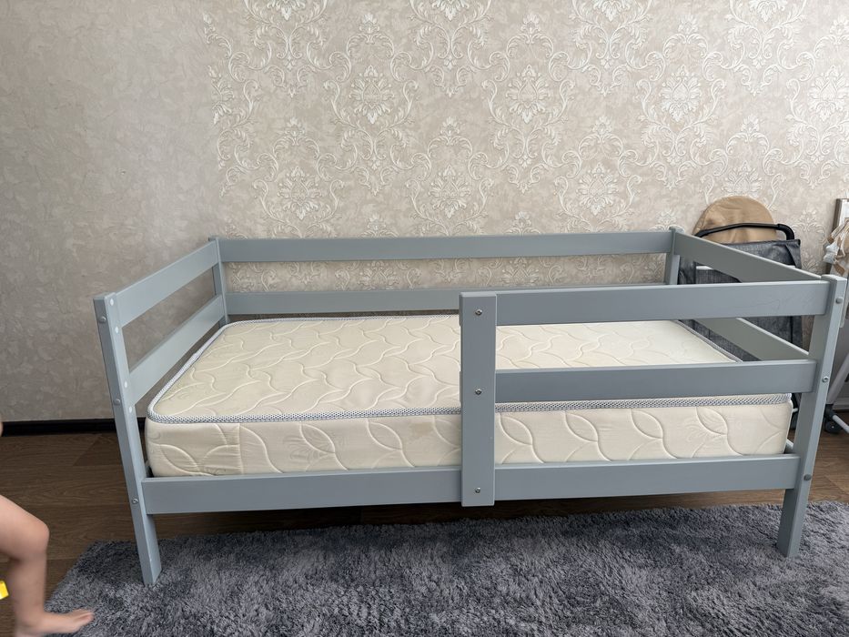 Детская кровать 160см