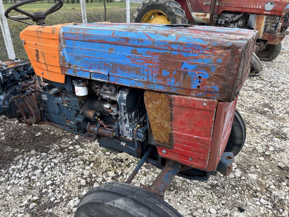 Capote patrate tractor universal 445