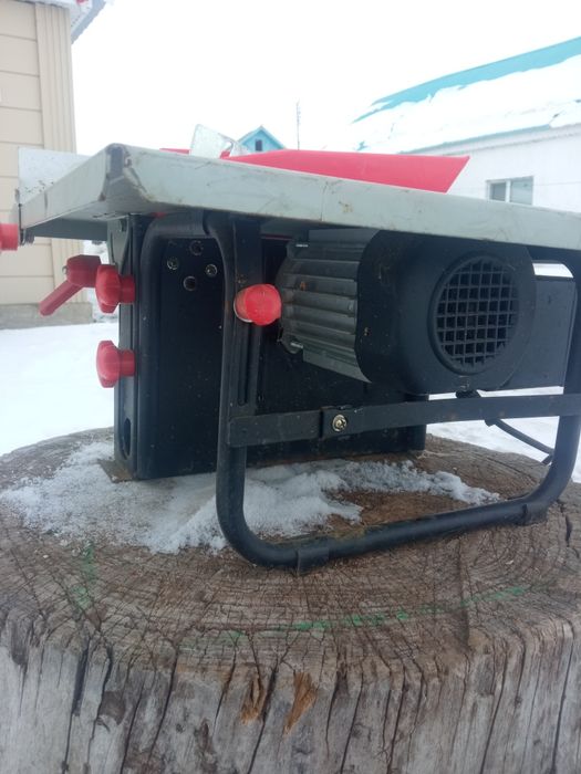 Продам настольную циркулярку