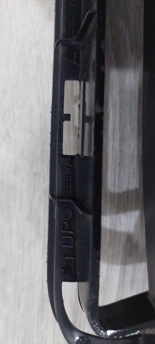 Решётка камри 40