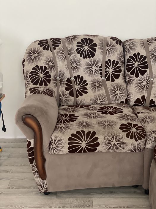 Мягкий уголок диван и кресло