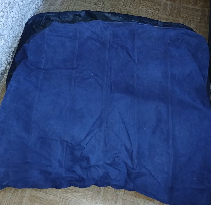 Продам срочно матрасы .