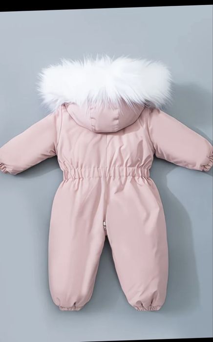 Продам комбенизон для девочки