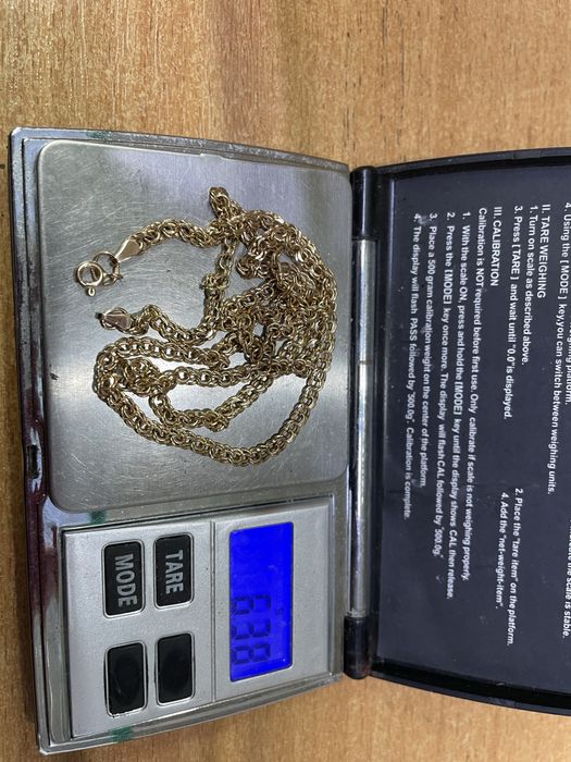 Продам срочно золотые изделие