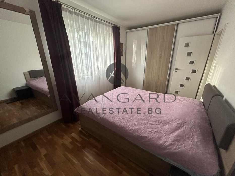 Продава се Тристаен апартамент в Пловдив, Христо Смирненски - 64 кв.м за 1961 €/кв.м - Снимка #2