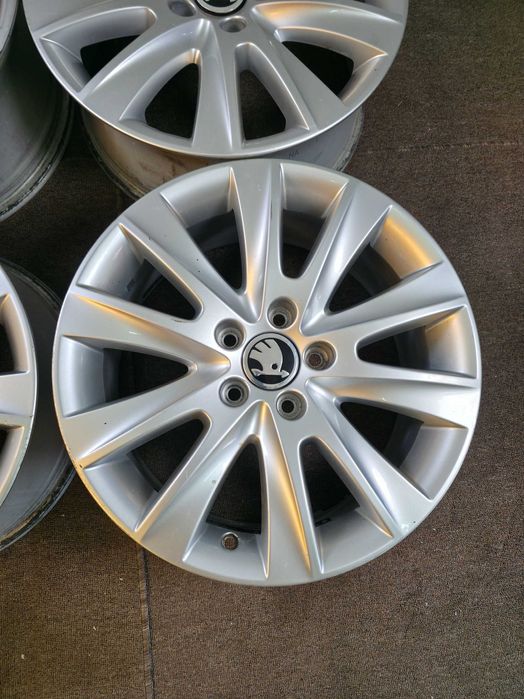 4 Jante Aliaj 5x112 17'' OEM VW Tiguan T-Roc Caddy Golf Passat Touran Sharan / Skoda Kodiaq Karoq Octavia YETI Superb 7J ET 43 !