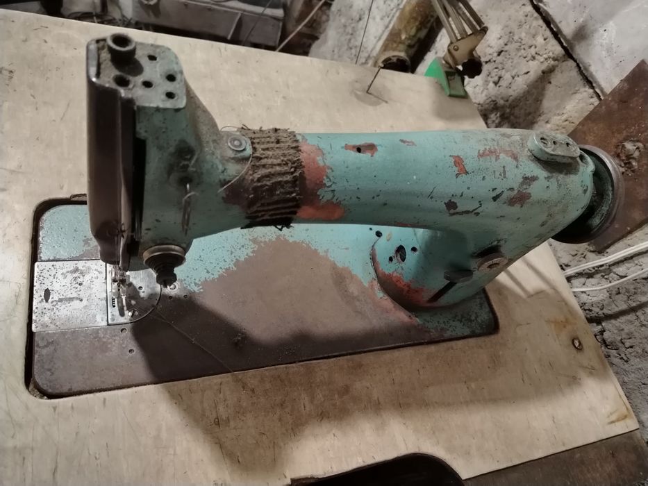 Швейная машина промышленая