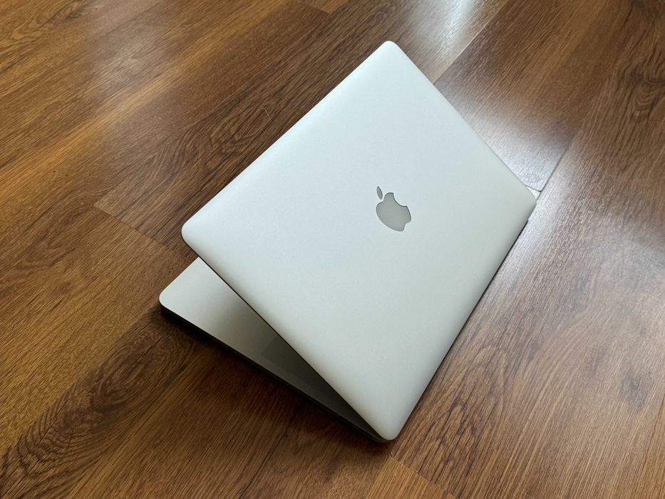15.4' Retina Core i7 Apple MacBook Pro Mid 2015 16GB RAM/512GB SSD/Iris Pro/Бат. 6ч.